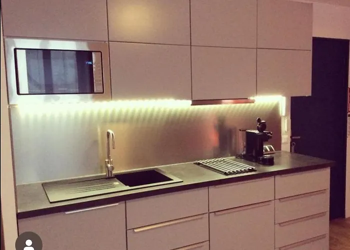 Les Rochelais Apartment *